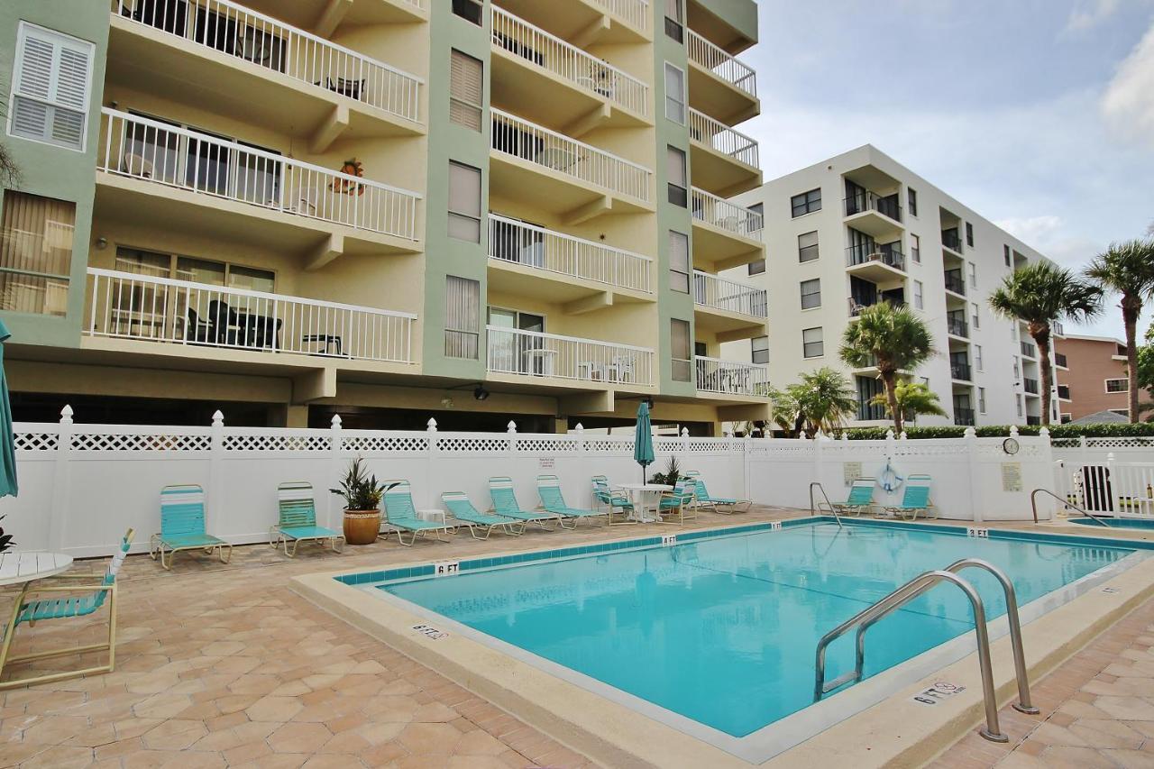 Appartamento Water View 107 Clearwater Beach Esterno foto